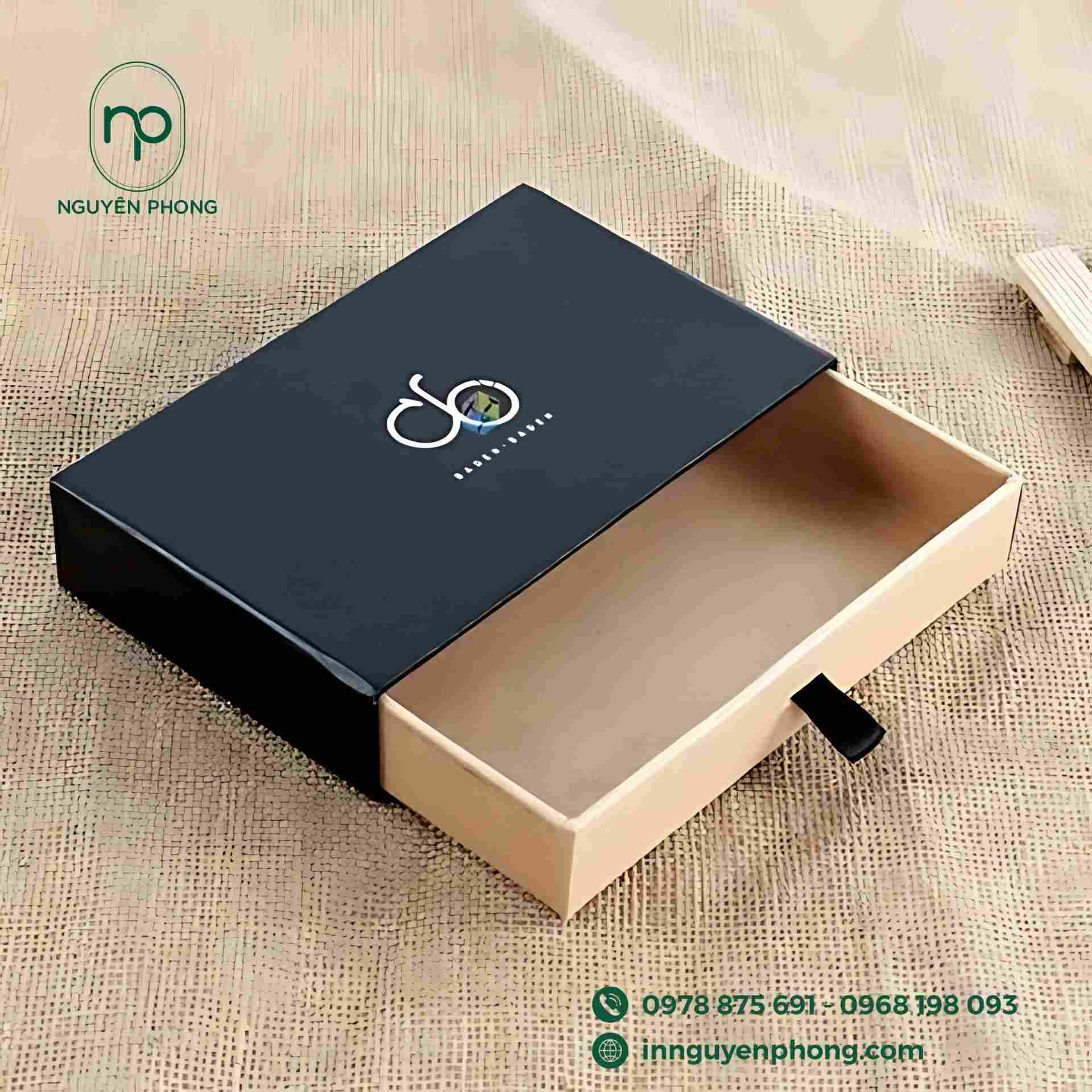 Mẫu logo âm bản và dương bản 
